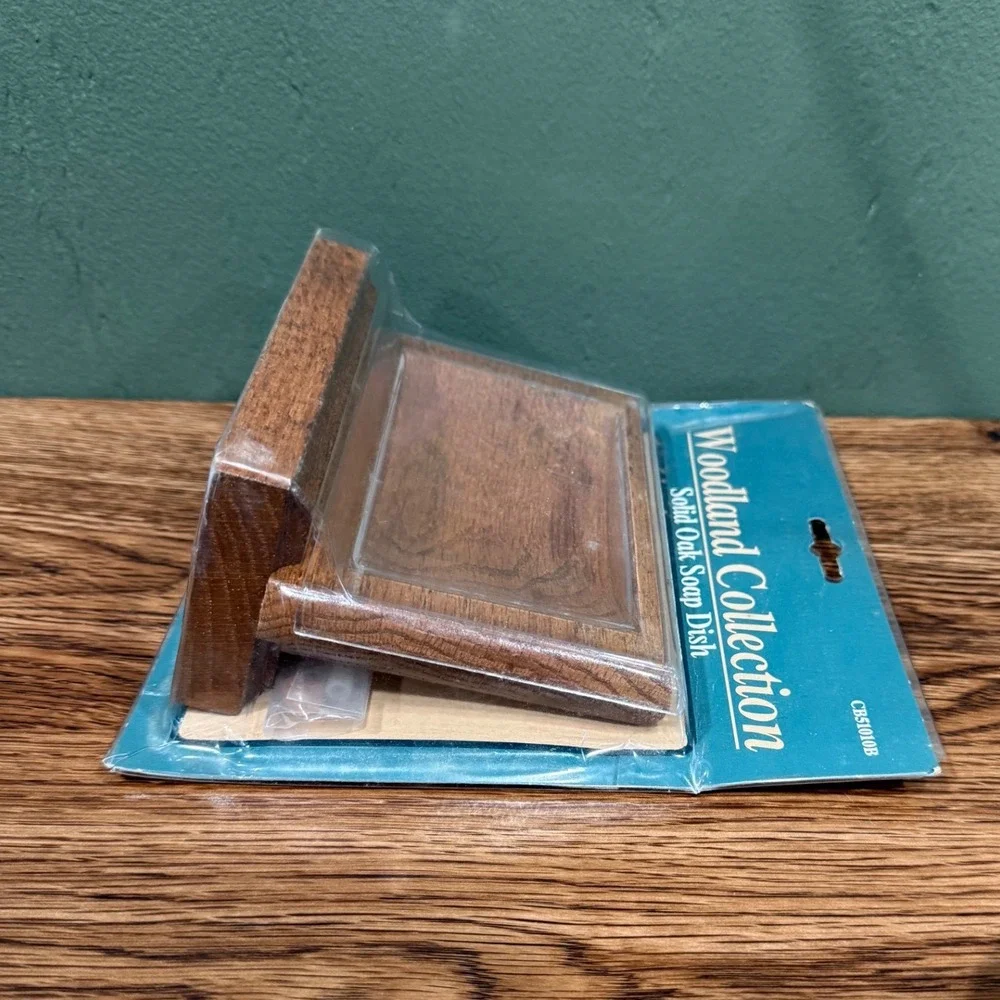 Vintage Woodland Collection Solid Oak Soap Dish Wall Mount Wood Grain‎ Brown NEW